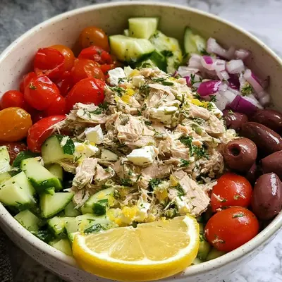 Mediterranean Tuna Salad: Quick 10-Minute Meal Prep